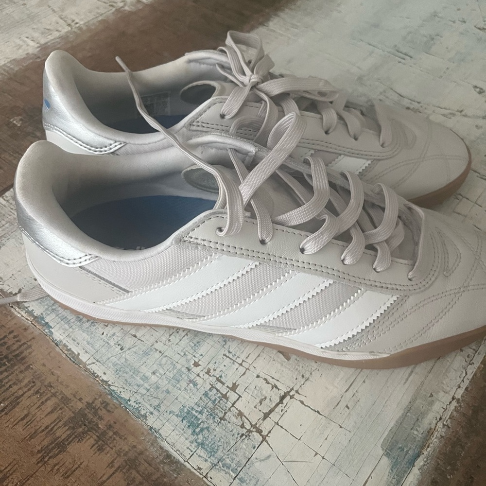 Adidas men’s gray and white Sneakers